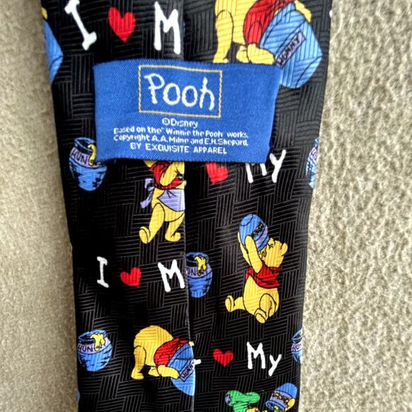 Disney Winnie the Pooh Tie - Picture 2 of 5